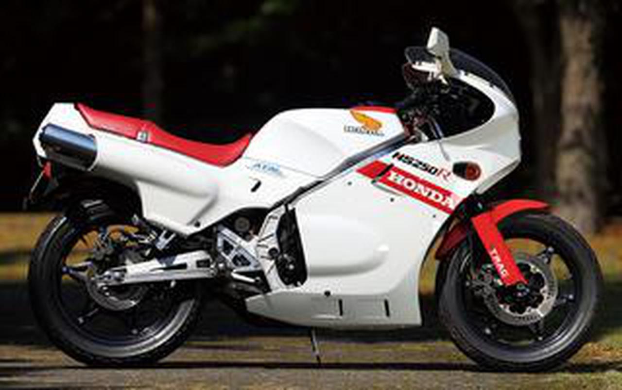 NS250R HONDA フルカスタム車両 エンジン調子良好 とにかく目立つ仕様です。 NS250R HONDA フルカスタム車両 エンジン調子良好 とにかく目立つ仕様