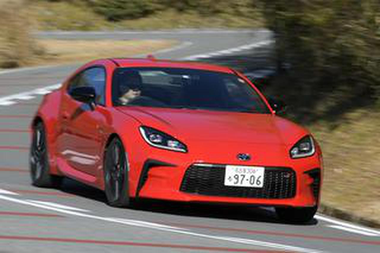 GR86/BRZを比較試乗。走りの違いは? 17インチor18インチ、AT or