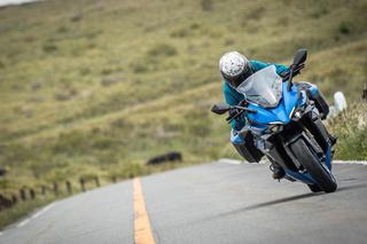 パニアケース付き『GSX-S1000GT』に要注意! 誤解を招きそうなほどに 