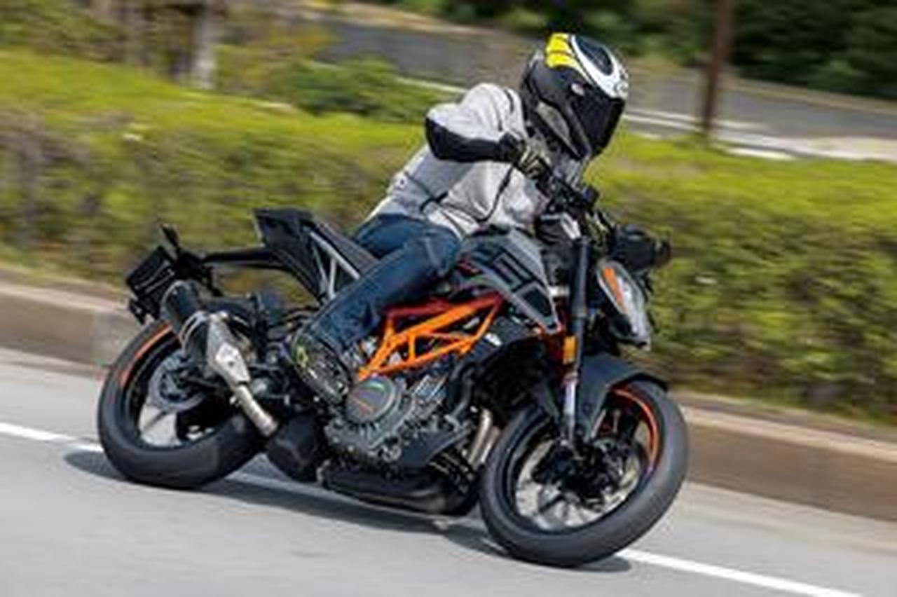 インプレ】KTM「250 DUKE」|シャープなフォルムとイキのいい走りが光る 