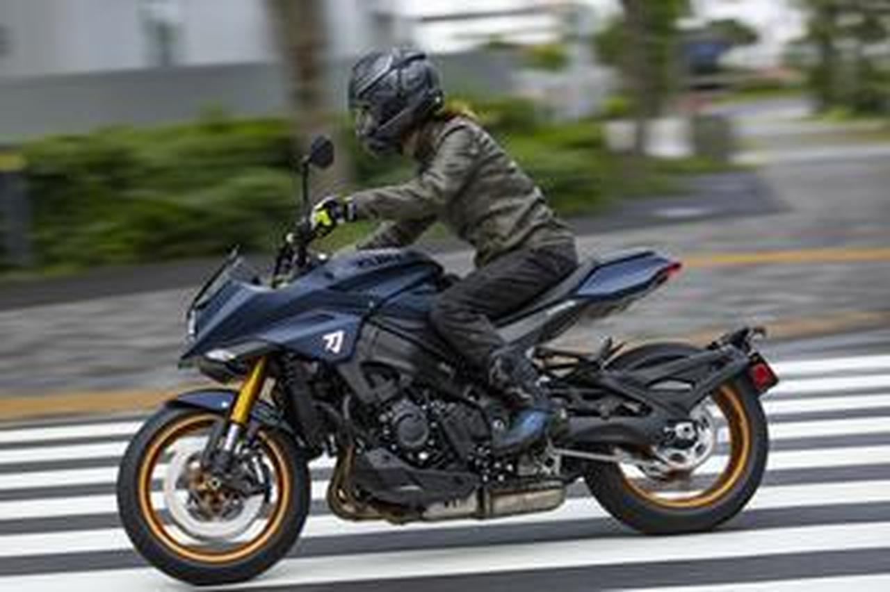 貴様、何者だ!? 第二世代の新型「カタナ」が容赦なく別のバイクなん