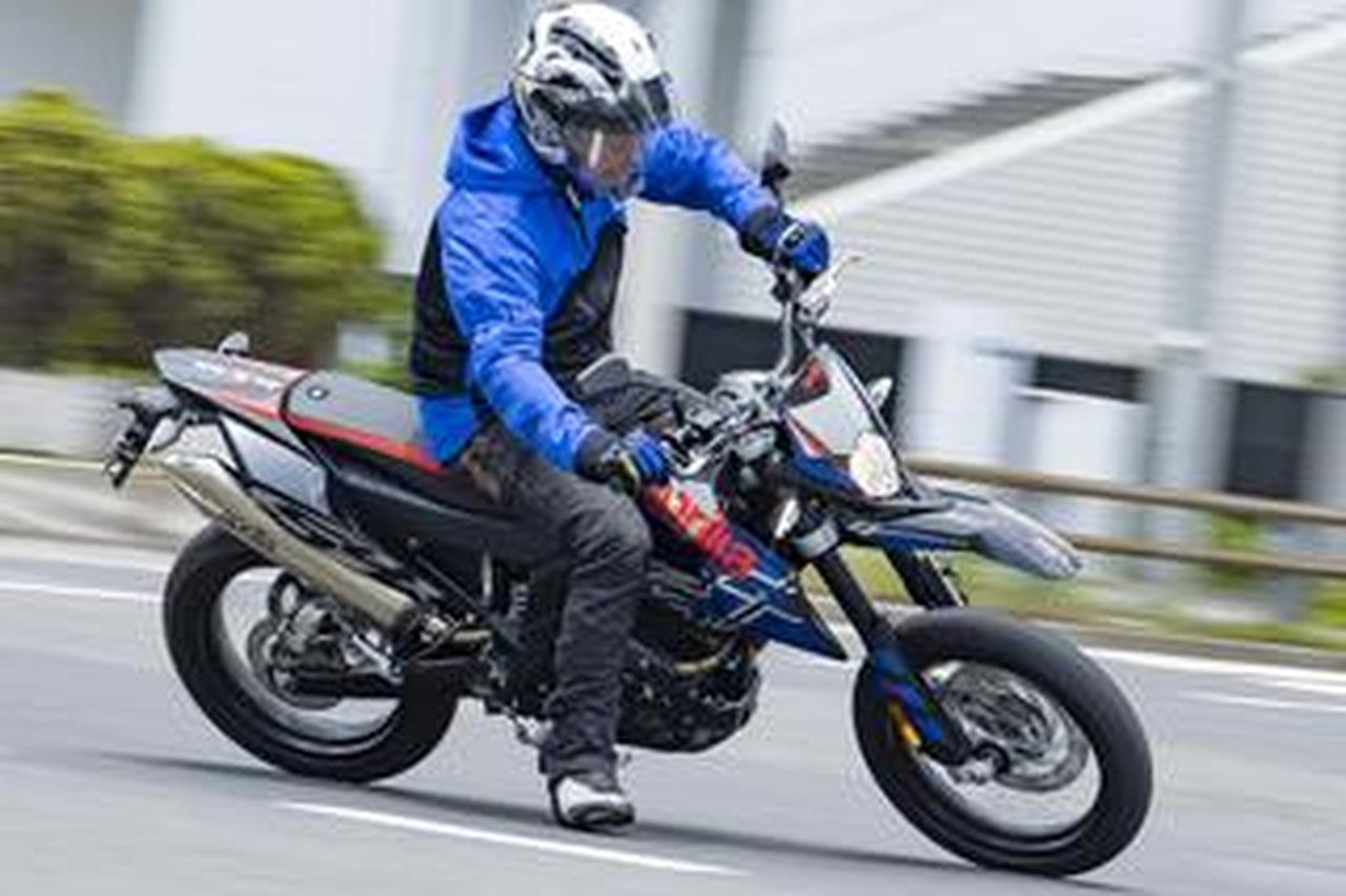 アプリリア「SX125」インプレ(2022年) 最強125ccの街乗りモタード