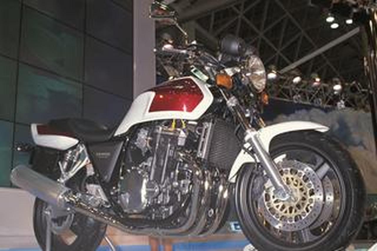 絶版名車解説】ホンダ「CB1000 SUPER FOUR」|“プロジェクト BIG-1”の