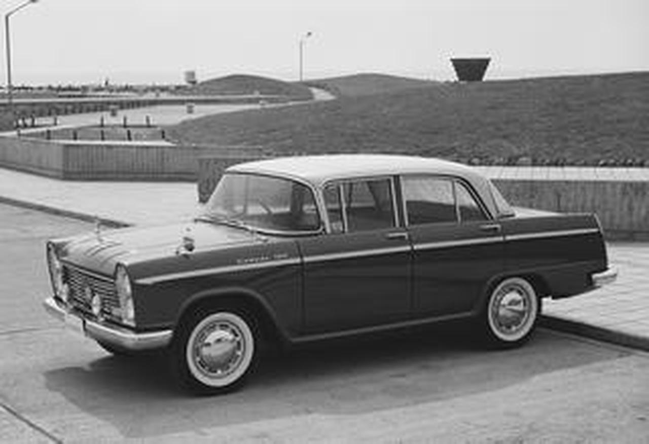 日産セドリック(昭和35年/1960年・30型)【昭和の名車 完全版