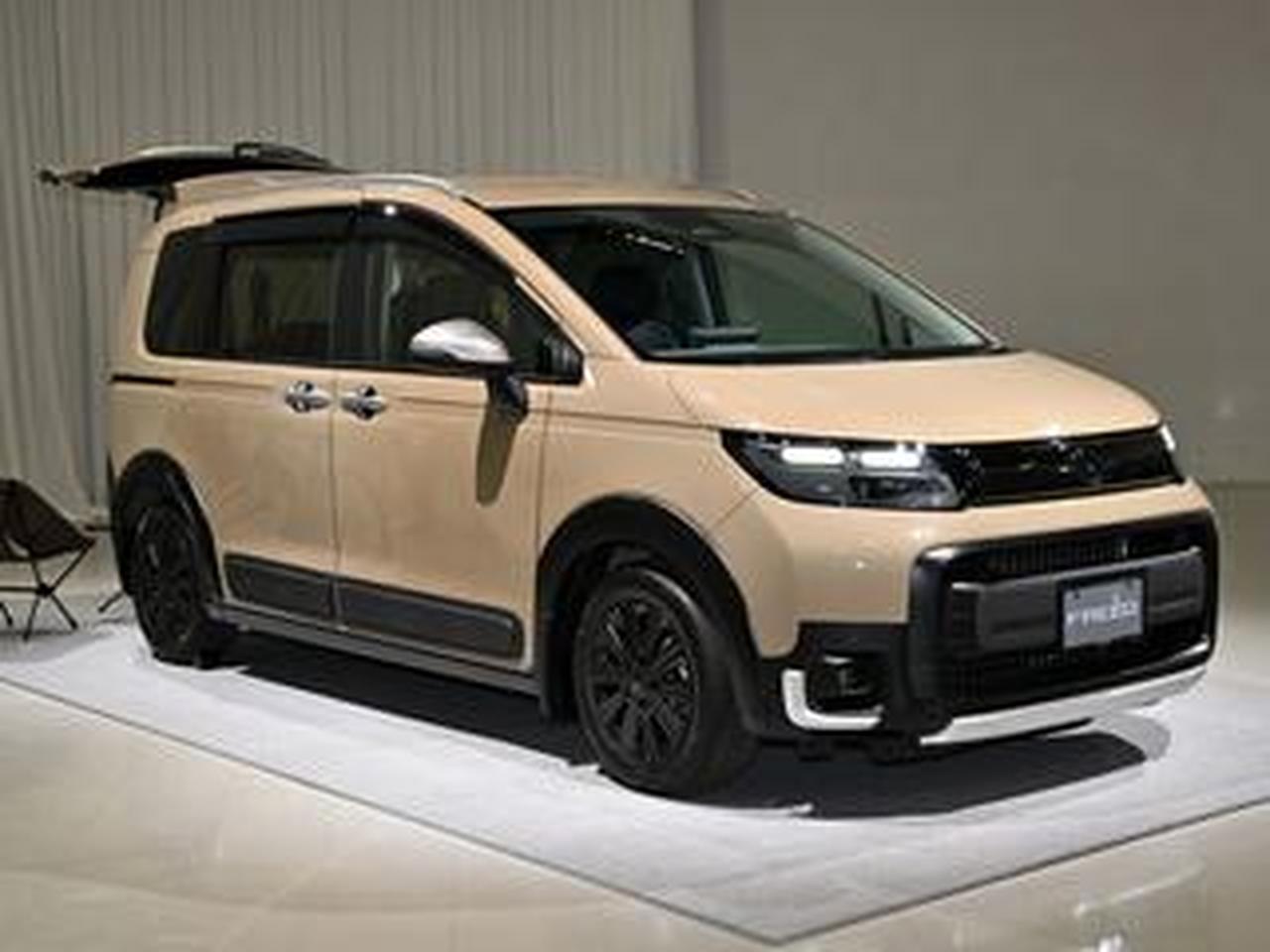 メナメナ　フリードクロスター 写真で知る新型フリード】ホンダアクセス製純正オプションから狙う