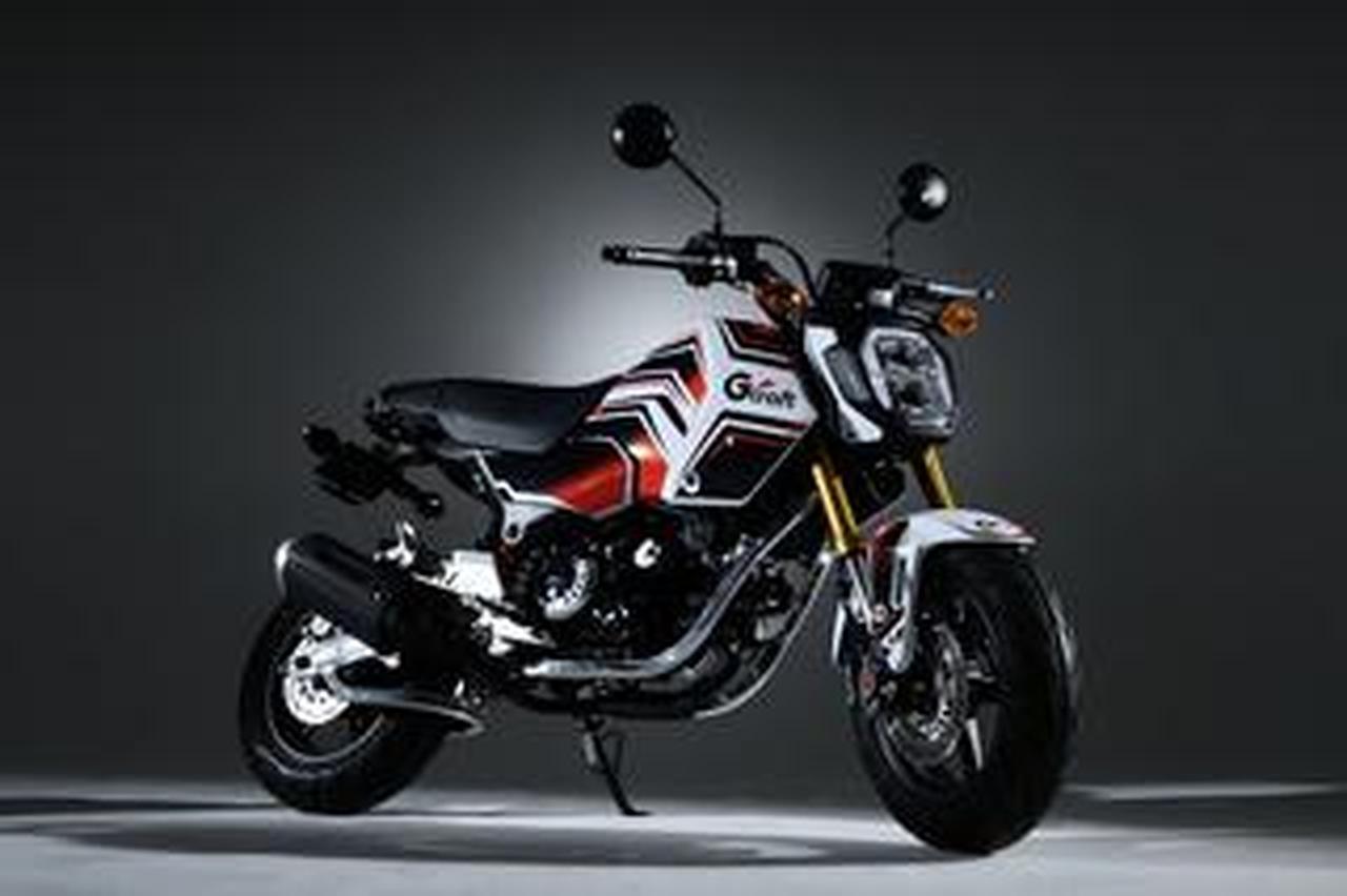 個性派スタイルのホンダ・グロムを、自分色に染め上げるカスタムテクを