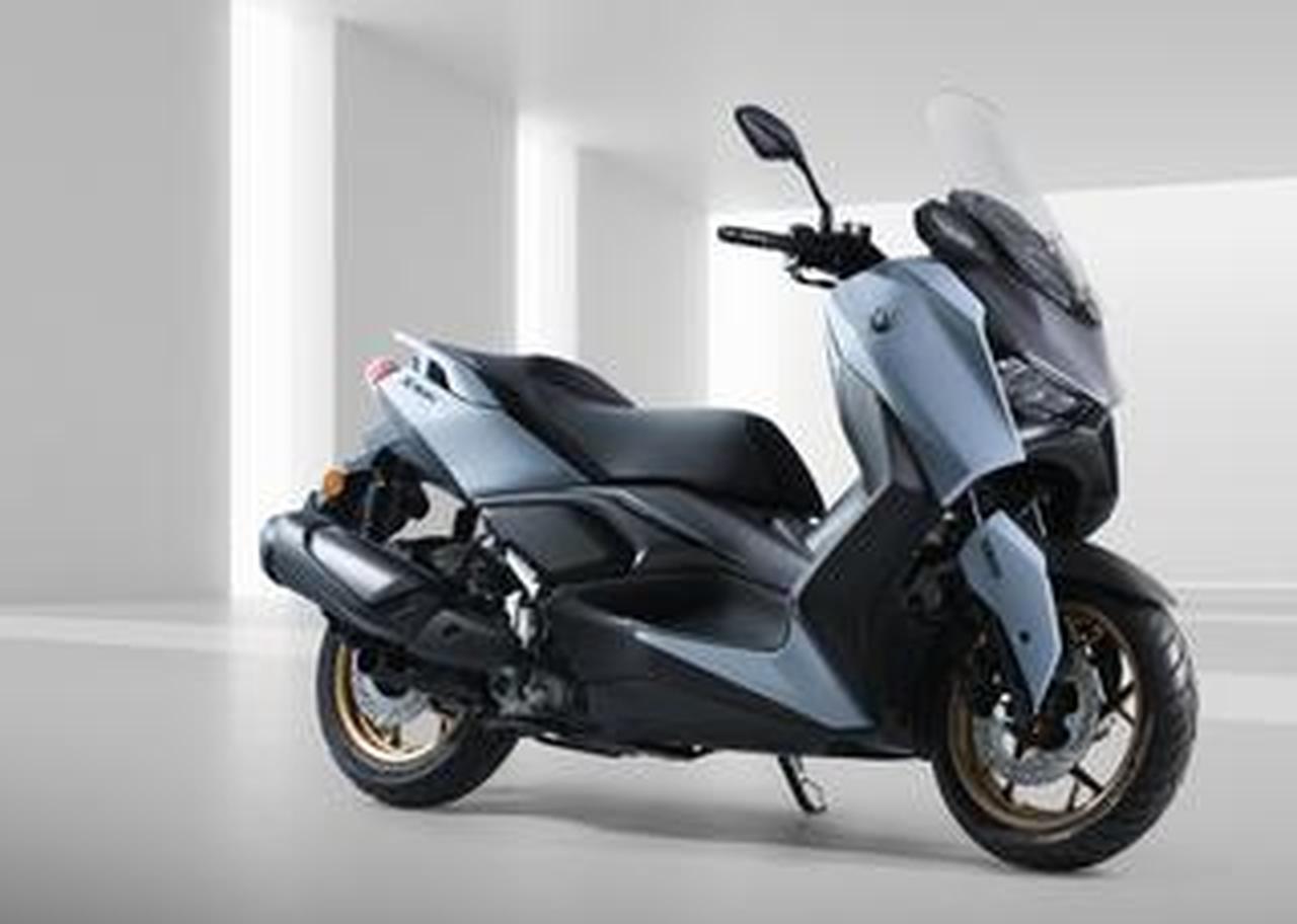 ヤマハ「XMAX」がマイナーチェンジ! 2025年モデルはマフラーを軽量化 