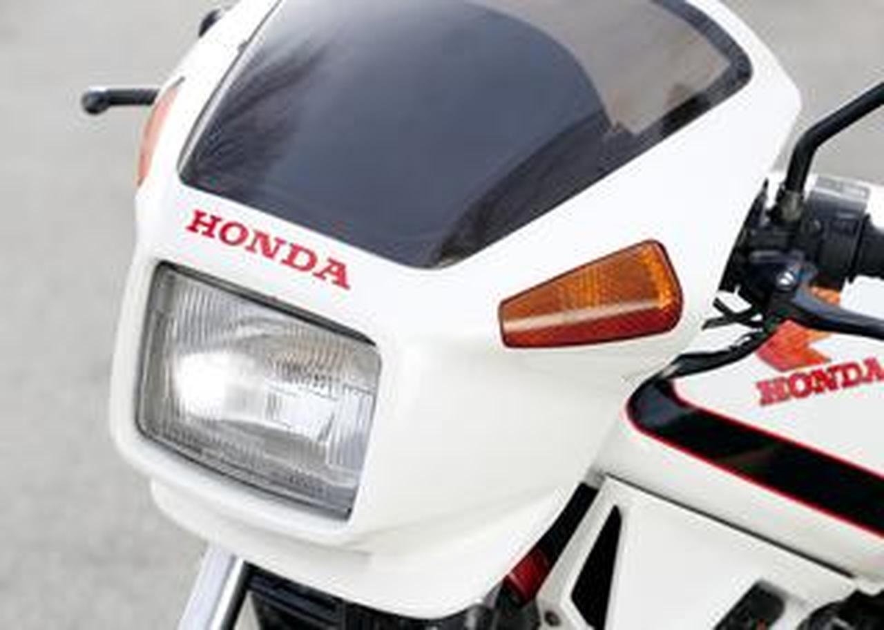 ホンダ「VT250F」1982年|ホンダの意地と技術が詰まった傑作Vツイン