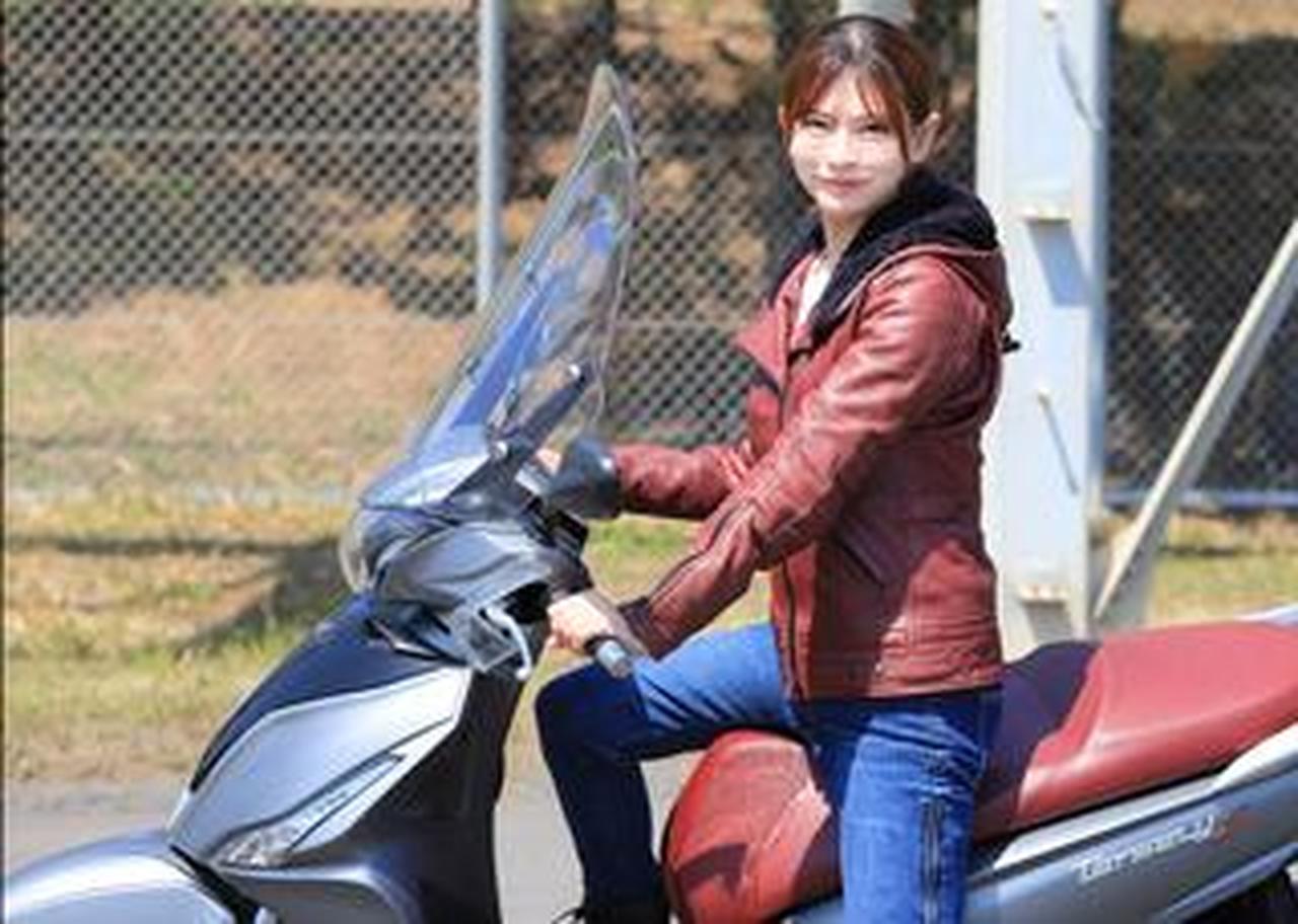 キムコ「ターセリーS125」に試乗|標準で快適装備が付いてる! 車体は キムコ「ターセリーS125」に試乗|標準で快適装備が付いてる! 車体は