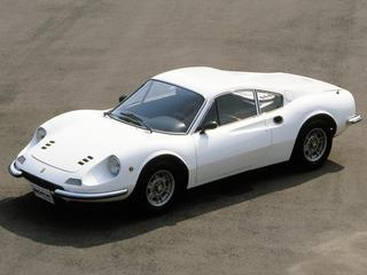 ディーノ 246GTは、その伝説をまとう「ピッコロ フェラーリ」として