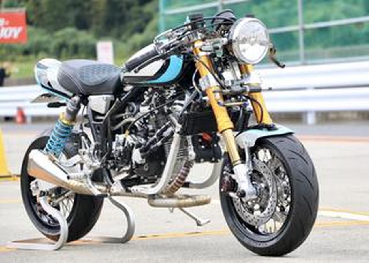 ホンダ モンキーをベースにまるでビッグバイクのようなスタイリングに