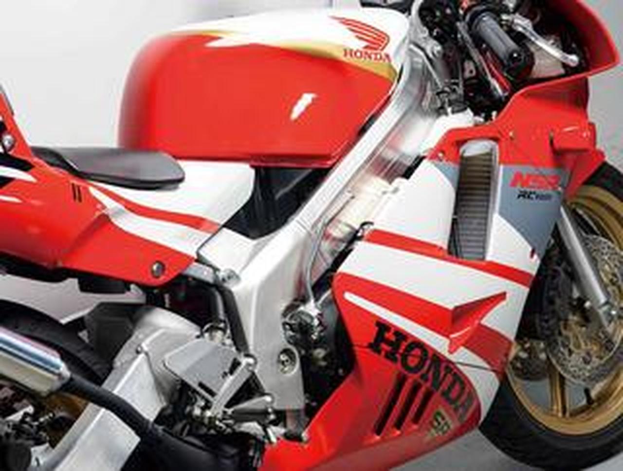 ホンダ「NSR250R SP」(MC21・1990年)を解説! 2500台限定で登場した