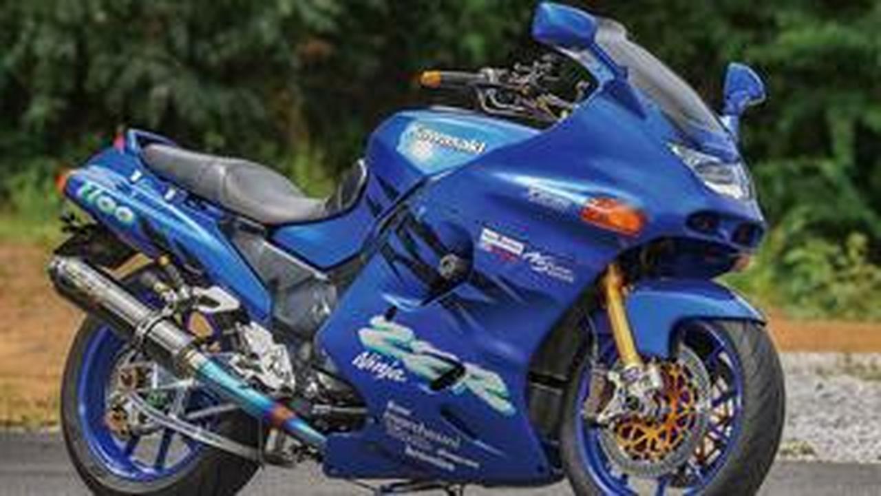 K-2 PROJECT ZZR1100(カワサキ ZZR1100)充実の水冷旗艦に個性的にかつ