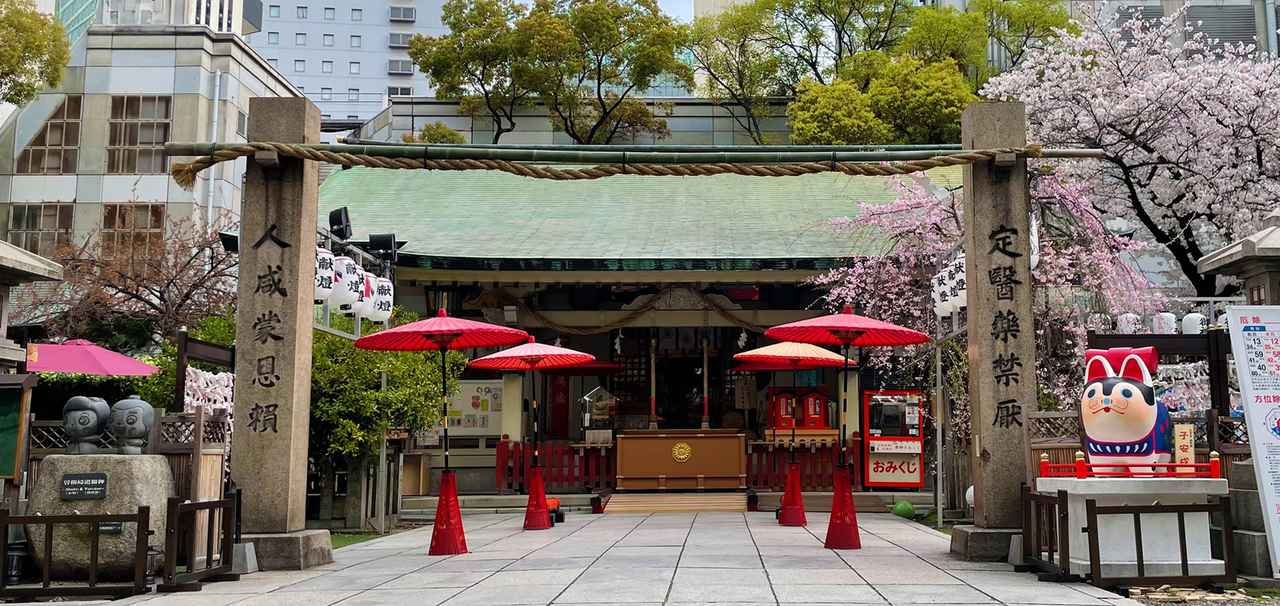 画像: 露 天神社 | ＜梅田・曽根崎総鎮守＞通称：お初天神「曽根崎心中」ゆかりの地