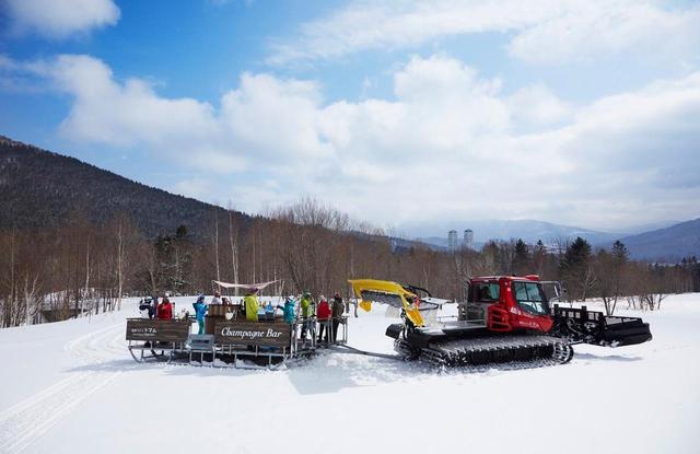 画像: 北海道勇払郡占冠村「星野リゾート トマム」の「絶景シャンパンバー」!