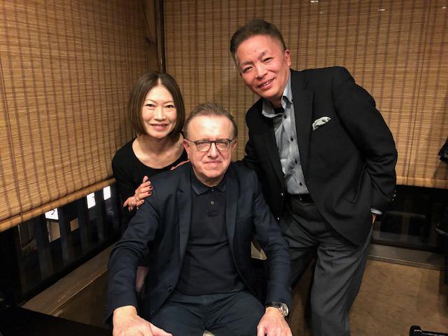画像: リシャール・ジョフロワ氏を囲んで児島速人氏と児島ちとせさん