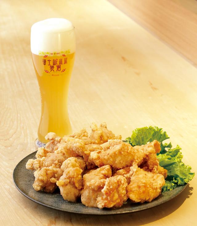 画像: 富士桜高原麦酒ヴァイツェンを使うことで、鶏肉の食感と風味をアップ