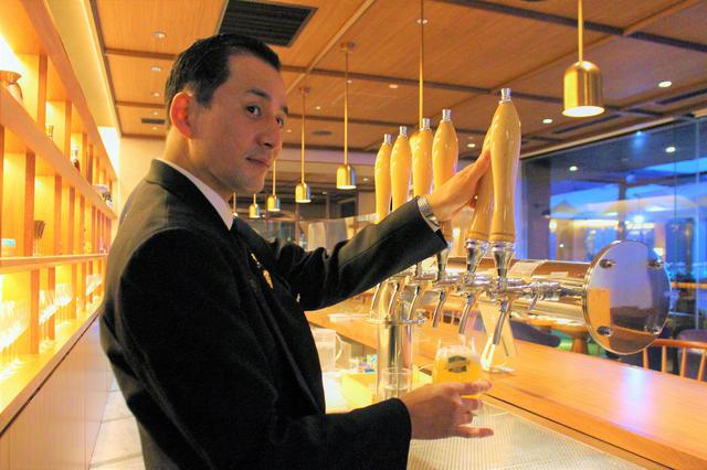 画像: 「ザ セラーNバロン・ナガサワ」店長 田中健一郎氏