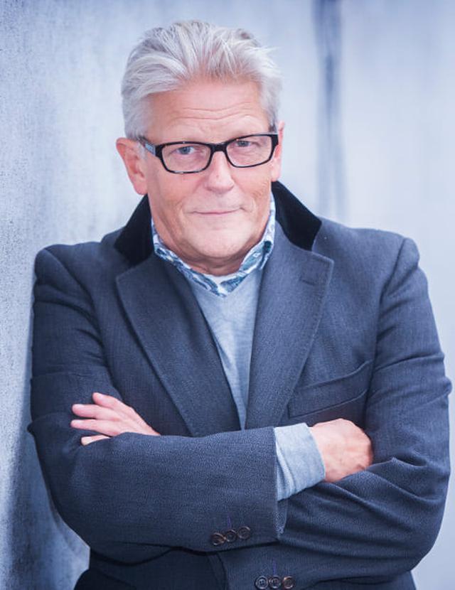 画像: アンリ・ファーブルの子孫であるヤン・ファーブル氏