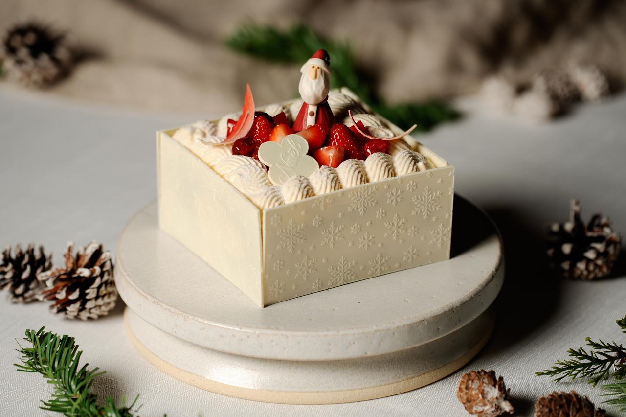 画像: きび糖と苺のショートケーキ