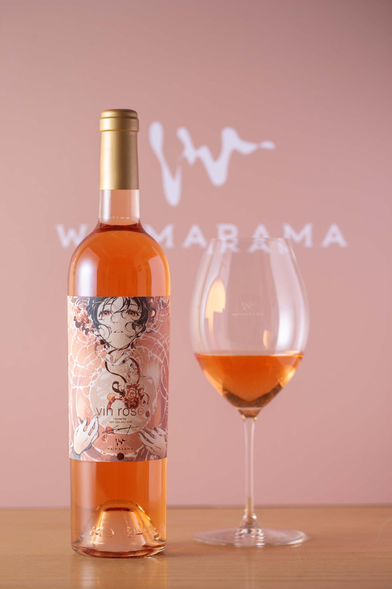 画像: アートラベルワイン『WAVE - rosé』 ・品種:メルロ58%、カベルネ・ソーヴィニヨン26%、カベルネ・フラン11%、シラー5% ・数量:限定150本(うち20本はセット商品として販売) ・価格:38,500円(税込)*特注化粧箱入り 「銀座 蔦屋書店」 (「GINZA SIX」6F )GINZA ATRIUMにて販売