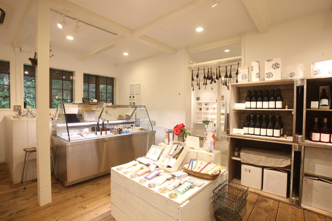 画像2: 雪と海と、美味に会いに。冬の北陸へ~富山の酒と肴を堪能する旅~