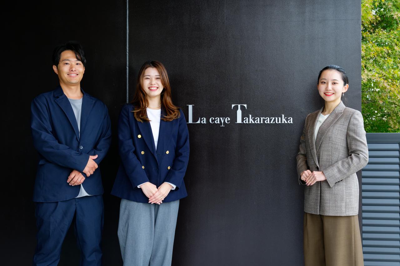 画像: 左から、企画部新規事業推進グループリーダー 山口耕平氏、同グループ 飯嶌かがりさん、増田咲良さん