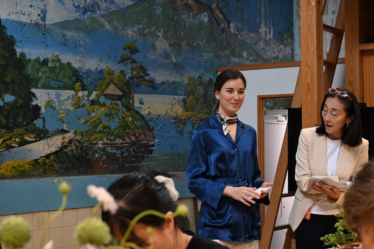 画像: 6代目としてワイナリーに参画したガブリエラ・ファヴァ―ラさんが来日