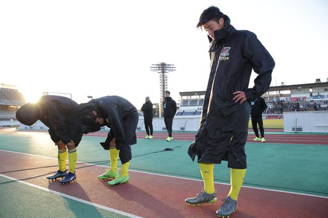画像: 松本への加入内定で注目された立正大淞南の山田(右)だが、1回戦敗退(写真◎佐藤博之)