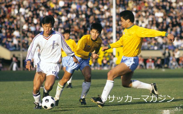 画像: 高校選手権決勝は小倉隆史の同点弾で四日市中央工が帝京に追いつき、延長でも決着つかず、両校優勝となった(写真◎サッカーマガジン)