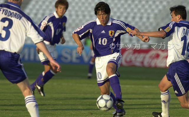画像: アジアカップ2000のMVPに輝いた名波浩(写真◎サッカーマガジン)