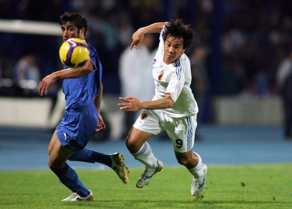 画像: W杯出場を決めたウズベキスタン戦で唯一のゴールを挙げた岡崎慎司（写真◎Getty Images）