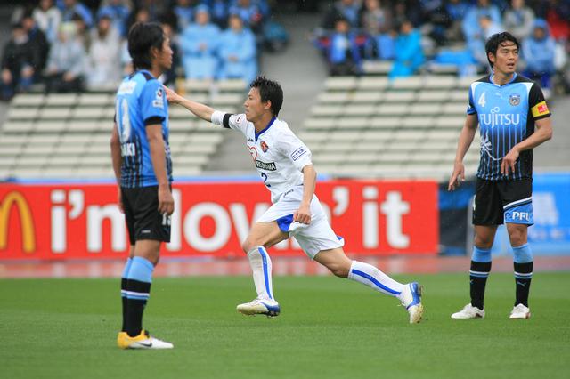 画像: 仙台は太田吉彰の同点弾に続き、試合終了まで残り3分で鎌田次郎(写真)が勝ち越しゴールを決めた再開初戦を勝利で飾った(写真◎J.LEAGUE)