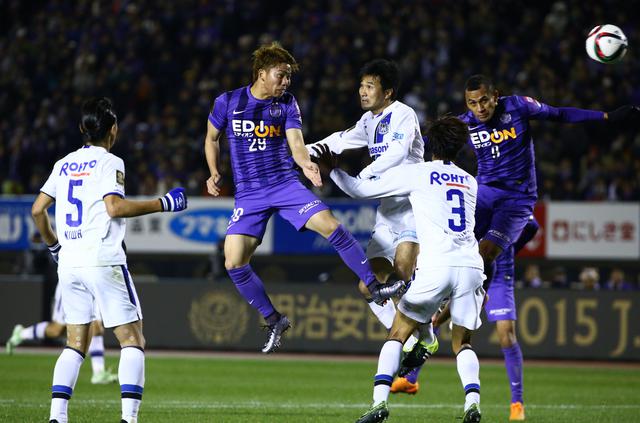 画像: CS第2戦、広島は浅野拓磨の得点で引き分けに持ち込み、1勝1分けでG大阪を下し、J1優勝を成し遂げた(写真◎J.LEAGUE)
