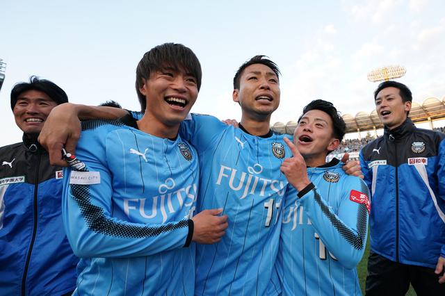 画像: 最終節のハットトリックで得点王に。初優勝も勝ち取って感涙(写真◎J.LEAGUE)