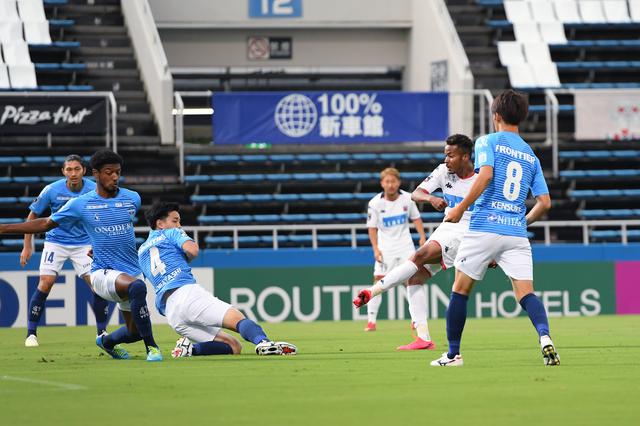 画像: 札幌が鈴木武蔵の2得点などで横浜FCを下す(写真◎J.LEAGUE)