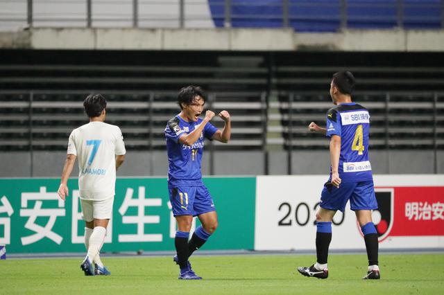 画像: 途中出場の田中達也の2得点で大分が鳥栖を破り、九州勢対決を制した(写真◎J.LEAGUE)