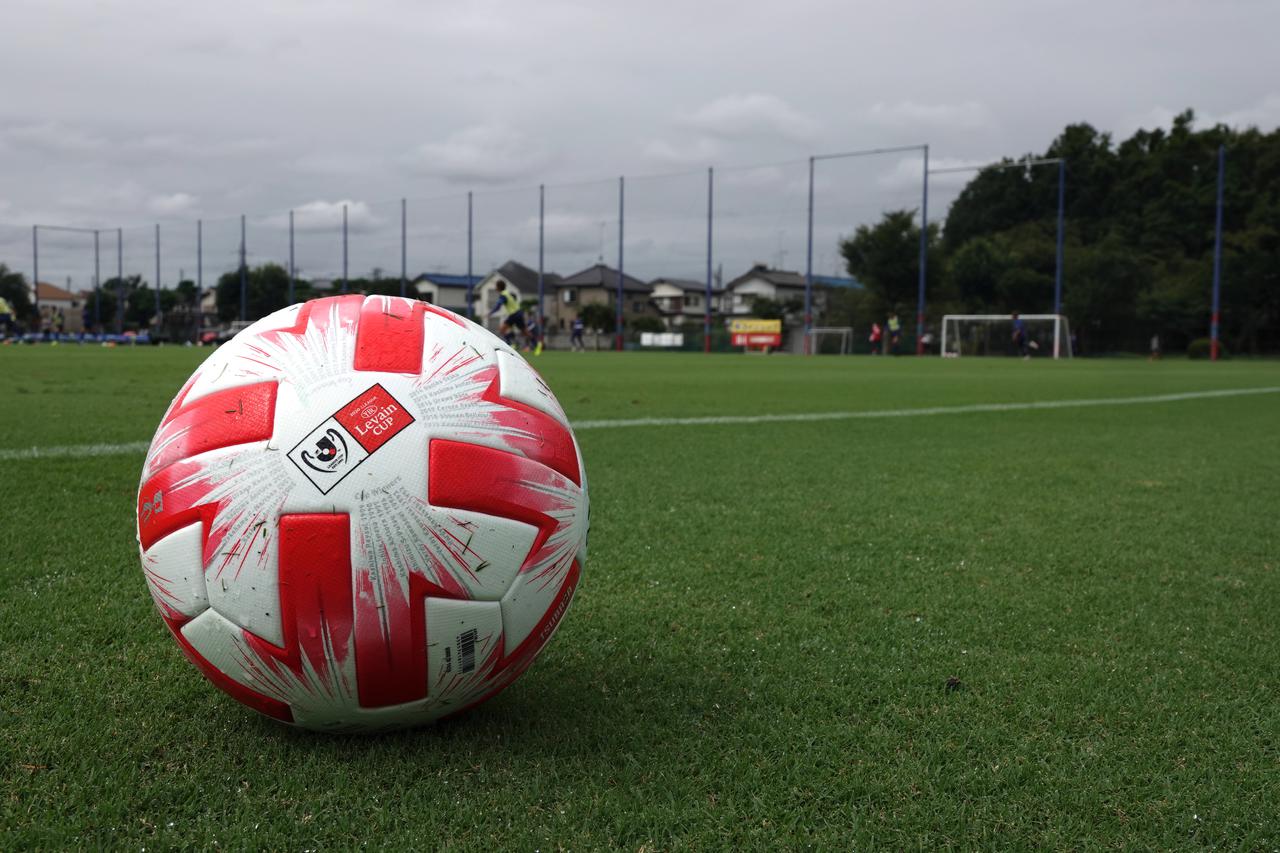 画像 : 2番目の画像 - 若手の競争がチームを活性化。長谷川監督は「スタッフがフォローしてくれるおかげ」と感謝（写真◎FC東京） - サッカーマガジンWEB