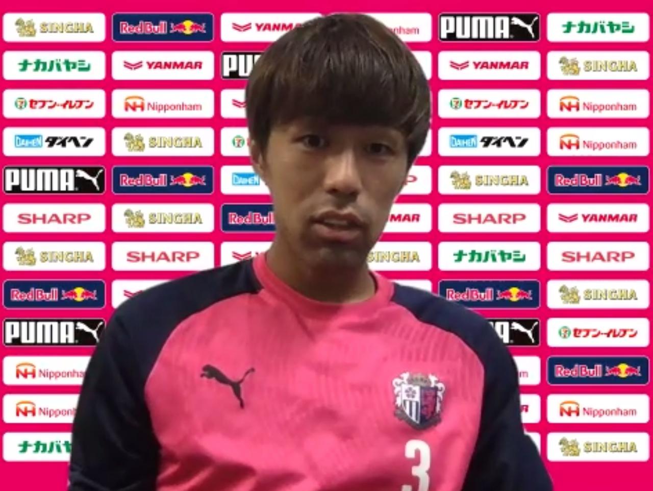 画像 : 1番目の画像 - 7月に第一子が誕生し「子育てもそうだけどサッカーをがんばります」（写真◎スクリーンショット） - サッカーマガジンWEB