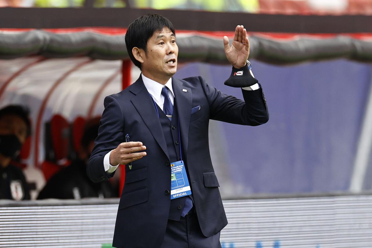 画像 : 1番目の画像 - チームの戦い方に幅を生むべく強化を図っている森保一監督（写真◎Getty Images） - サッカーマガジンWEB