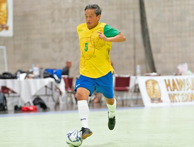 画像: 現役時代を髣髴とさせた金田氏の華麗なドリブル