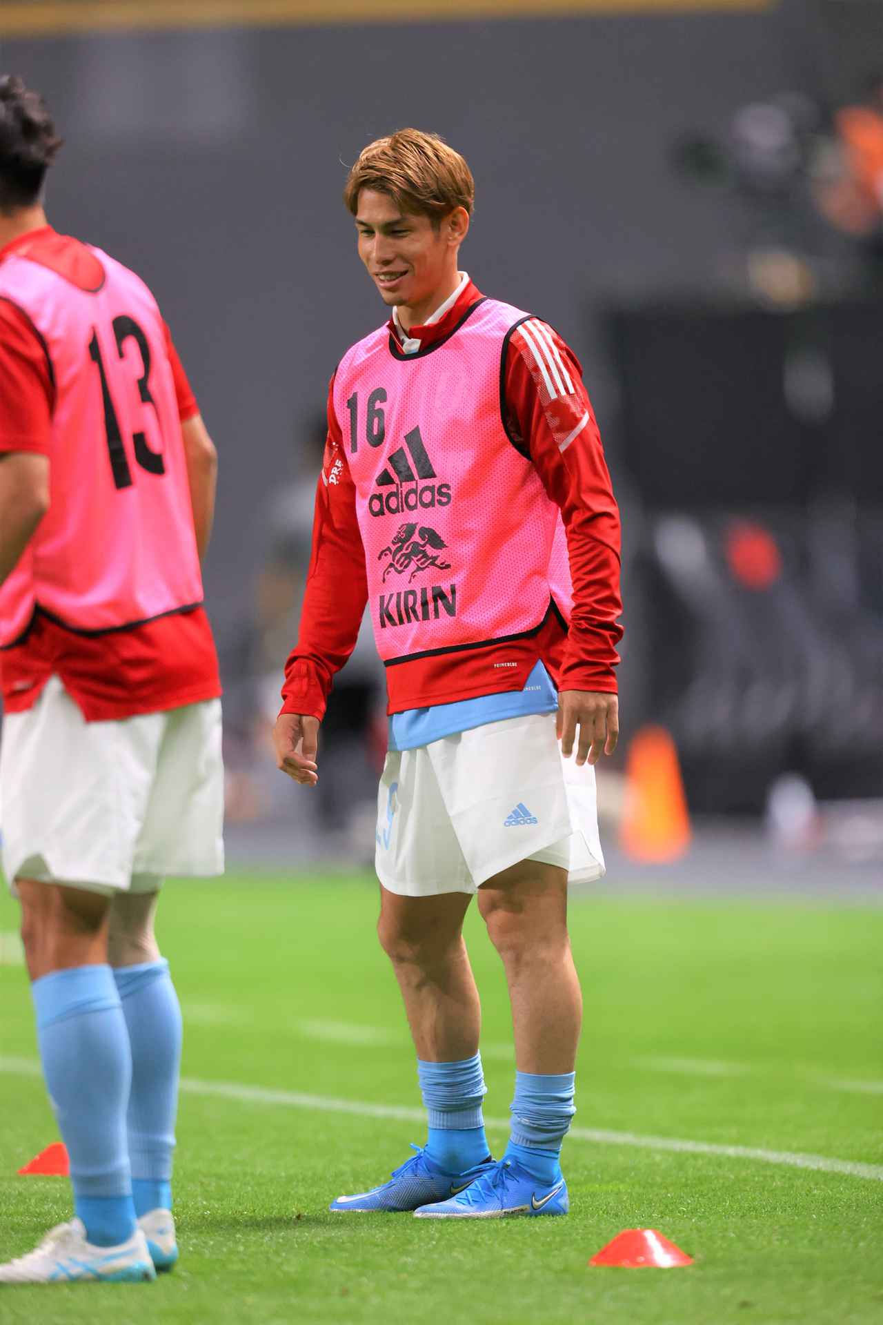 画像 : 1番目の画像 - 【写真】U-24日本代表との試合では出場機会がなかった佐々木。タジキスタン戦で川辺との同時出場はあるか（写真◎JMPA兼村竜介） - サッカーマガジンWEB