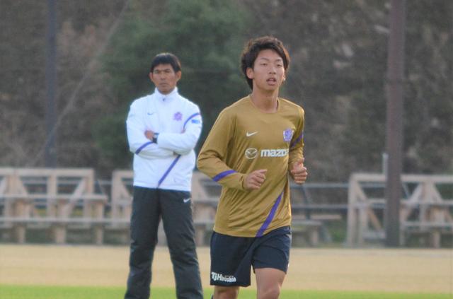 川辺駿選手 ジュビロのユニフォーム 川辺駿選手 ジュビロのユニフォーム - メルカリ