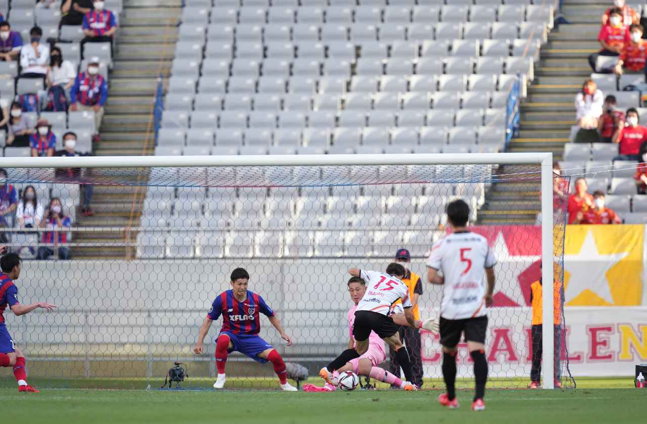 画像 : 1番目の画像 - 【写真】決勝進出へ強い執念をみせた稲垣祥。まさに魂のゴールだった（写真◎J.LEAGUE） - サッカーマガジンWEB