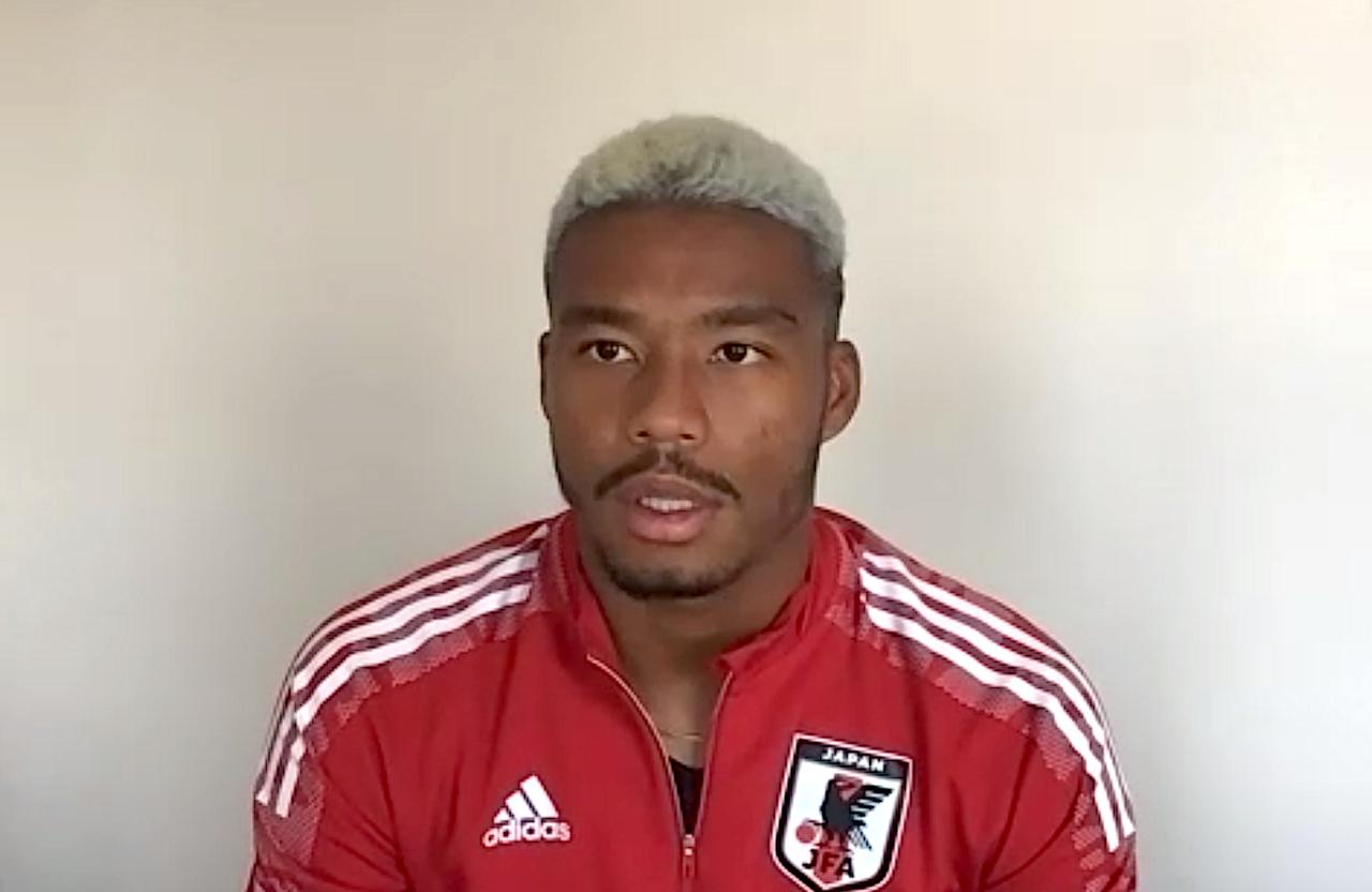 画像 : 1番目の画像 - 【写真】オナイウ阿道は「次はサポーターの皆さんのパワーもいただきながら勝ち点3を取ることにフォーカスしたい」と誓う(写真◎スクリーンショット) - サッカーマガジンWEB