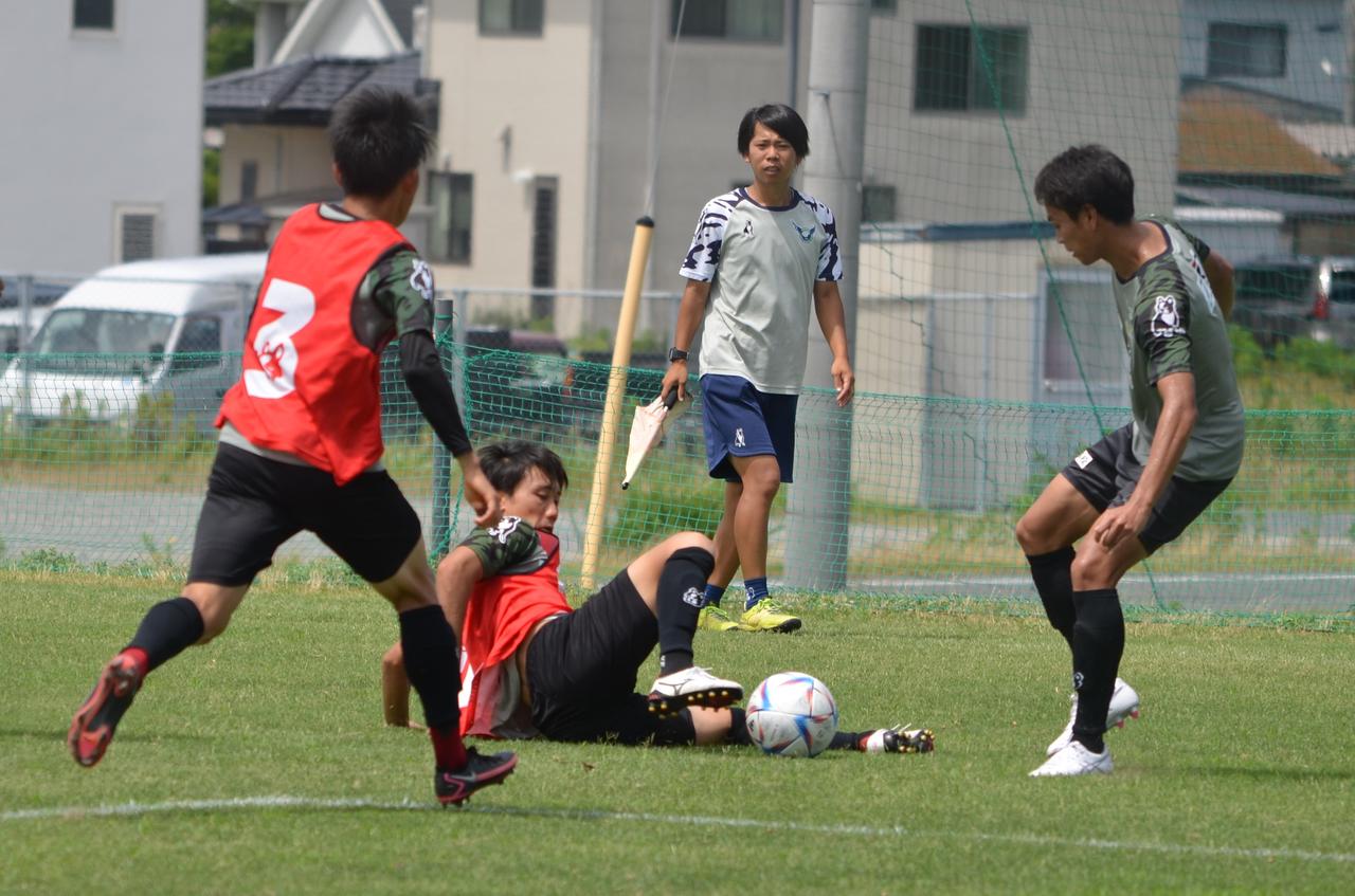 画像 : 3番目の画像 - 【写真】Jリーグデビューを果たした文仁柱。今後の出場機会に向けて練習を重ねる（写真◎石倉利英） - サッカーマガジンWEB