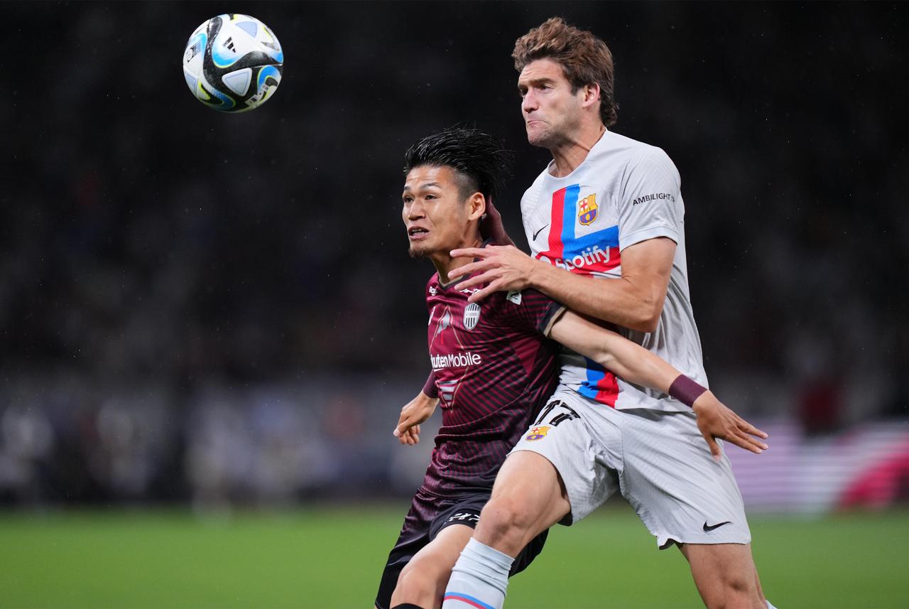 画像 : 3番目の画像 - 【写真一覧】バルサ戦に先発し、80分までプレーしたイニエスタ（写真◎小山真司） - サッカーマガジンWEB