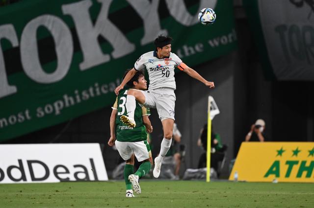 清水の守備を支えるキャプテン・鈴木義宜が語る復活への決意「J1に昇格