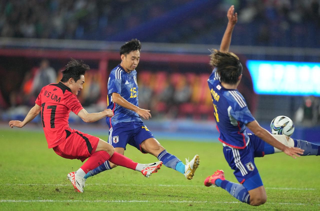 画像 : 3番目の画像 - 【写真】北朝鮮戦など厳しい戦いを乗り越えて日本は決勝に進出した（写真◎Getty Images） - サッカーマガジンWEB