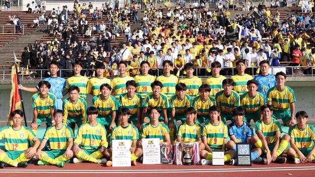 星稜が四日市中央工をPK戦で下して初戦突破！ 交代出場のGK佐藤竣基が2